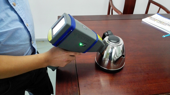 手持光譜儀測(cè)水壺